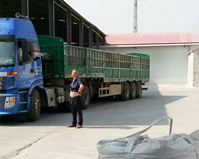 準備裝車發(fā)貨 準備裝車發(fā)貨